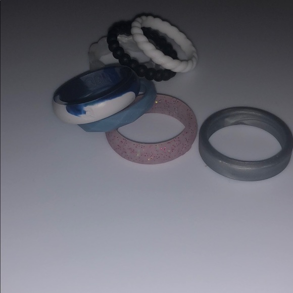 New set of 2 Qalo gray/ blue marble rings size 9 - Picture 6 of 7